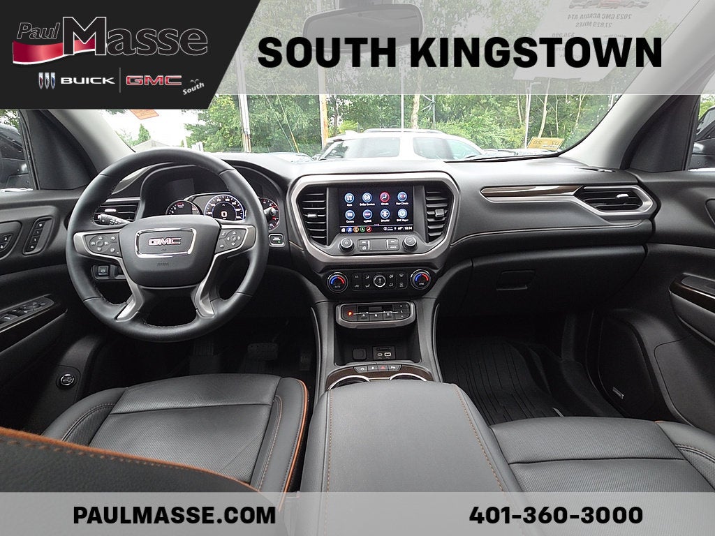 2023 GMC Acadia AT4