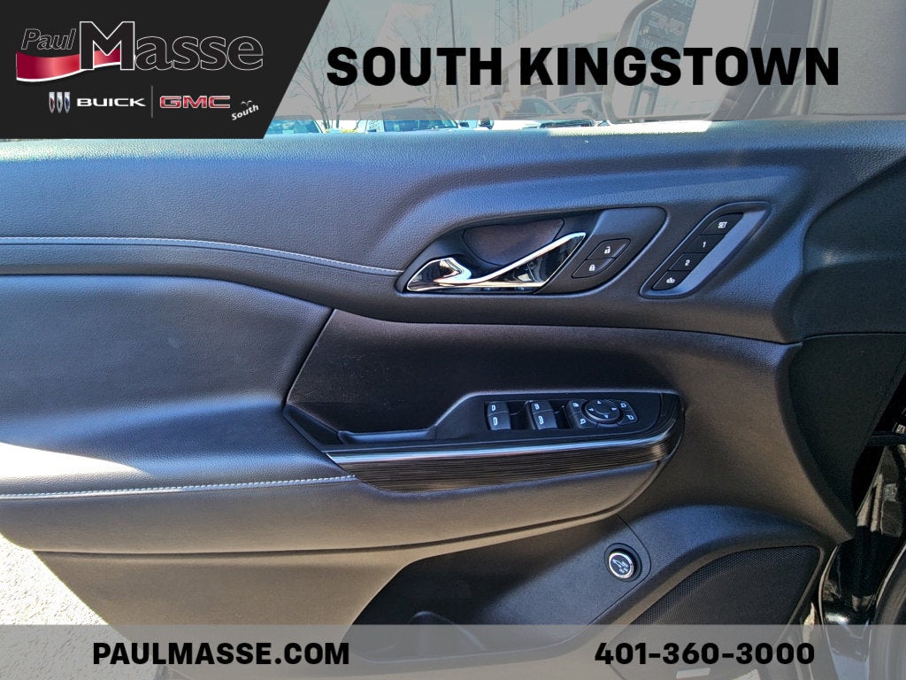 2023 GMC Acadia Base