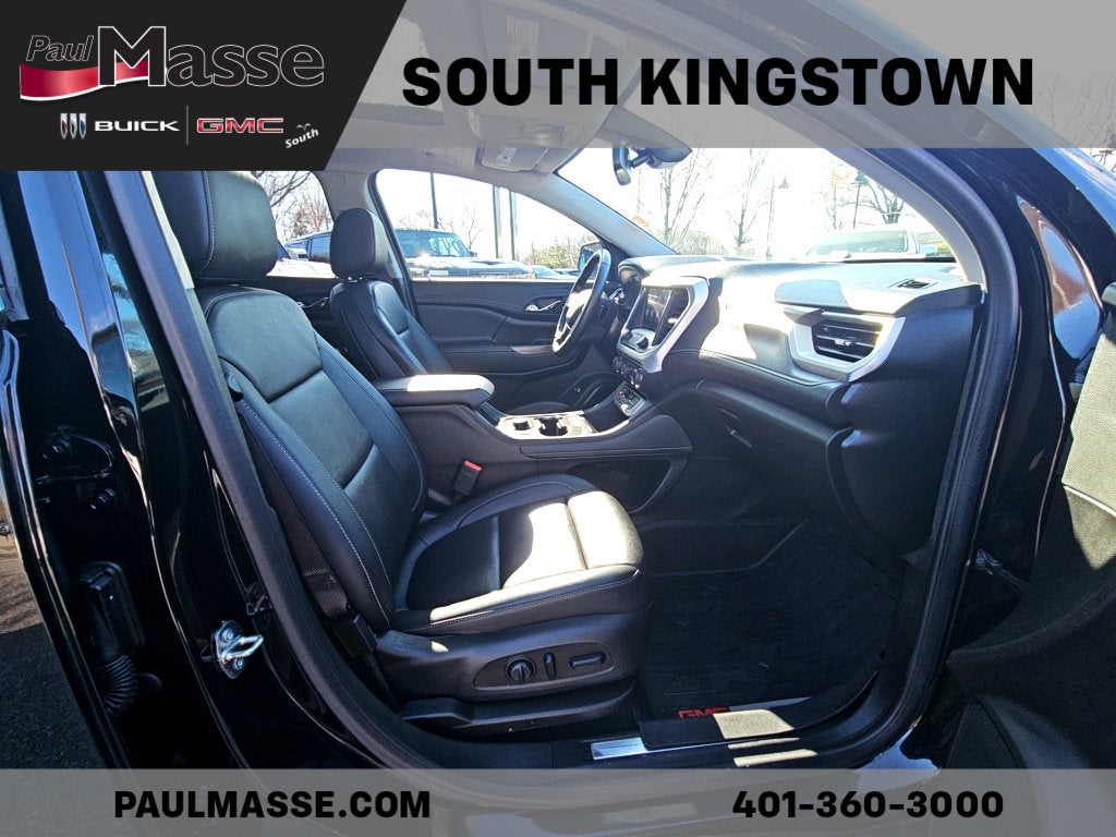2023 GMC Acadia Base