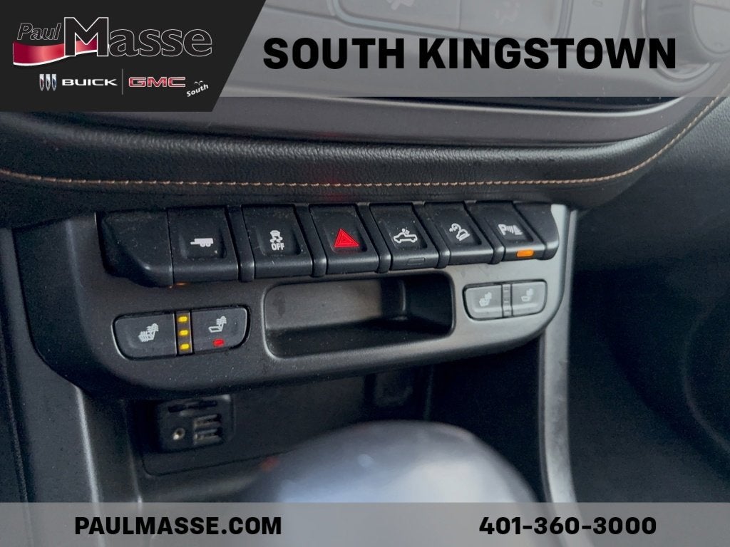 2022 GMC Canyon AT4 - Leather