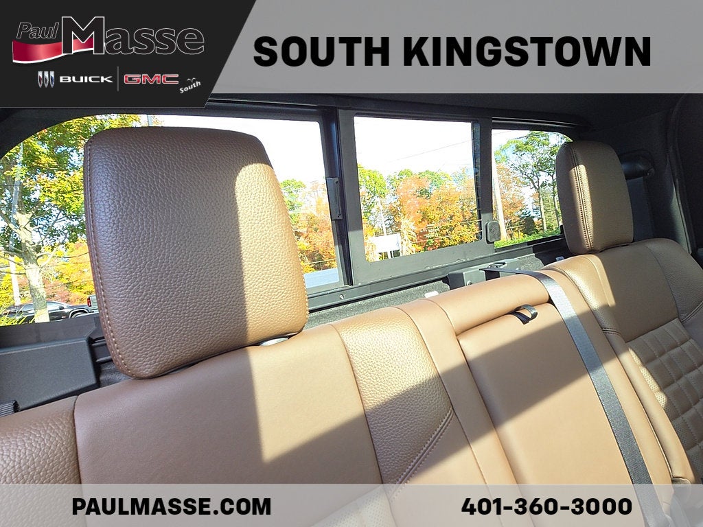 2023 Nissan Titan Platinum Reserve