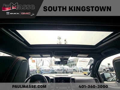 2023 Nissan Frontier Crew Cab PRO-4X 4x4