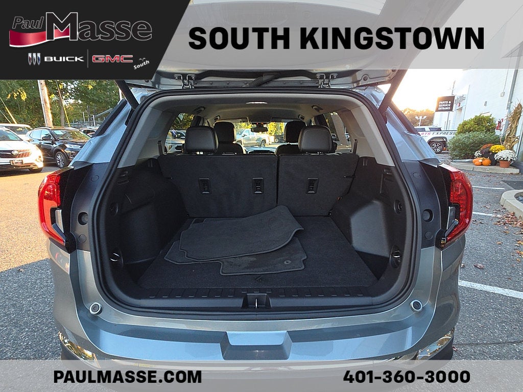 2023 GMC Terrain SLT