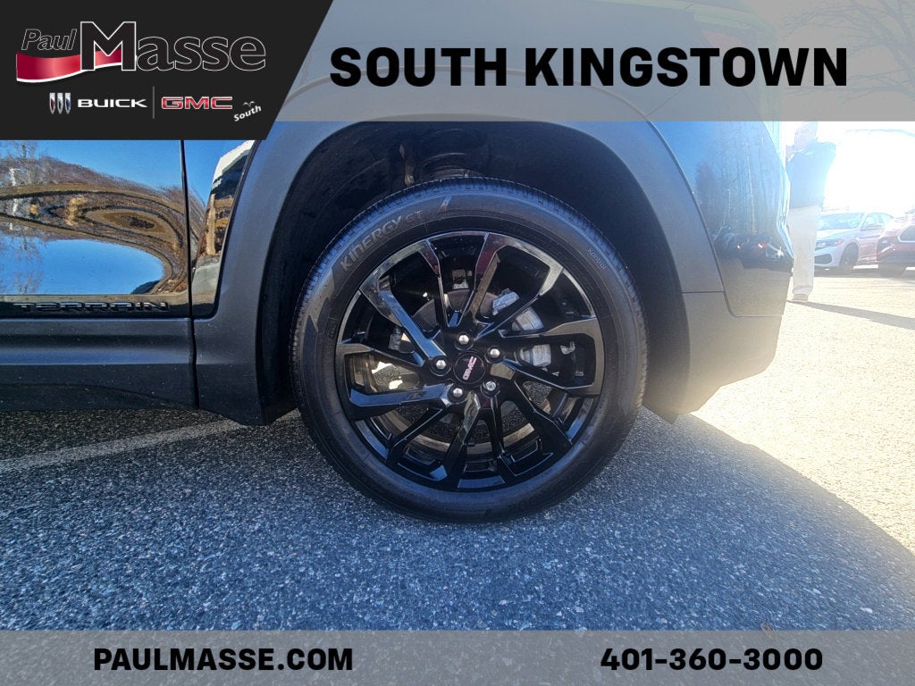 2023 GMC Terrain SLT