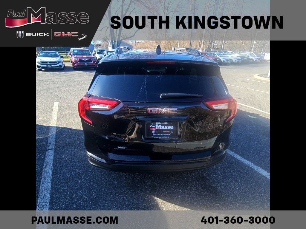 2023 GMC Terrain SLT