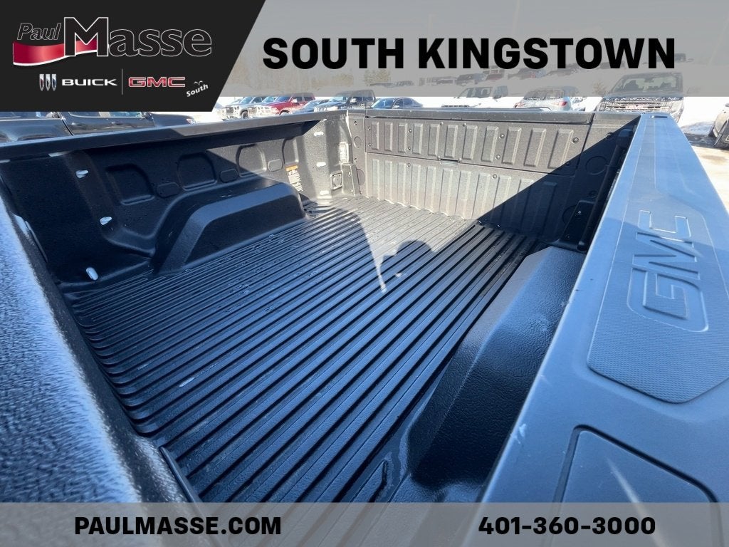 2025 GMC Sierra 1500 Elevation