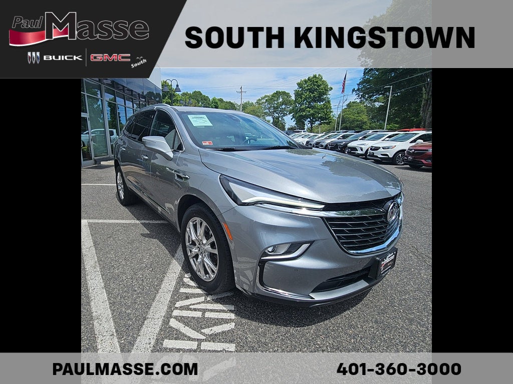 2023 Buick Enclave Essence