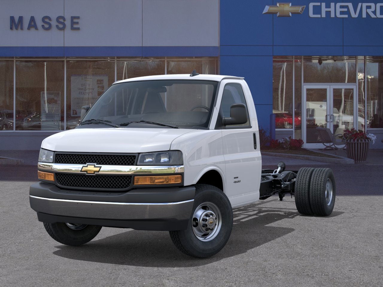 2025 Chevrolet Express Cutaway 3500 Base