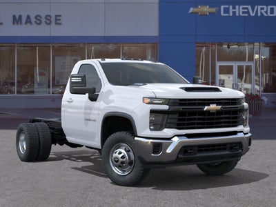 2025 Chevrolet Silverado 3500 HD Chassis Cab Work Truck