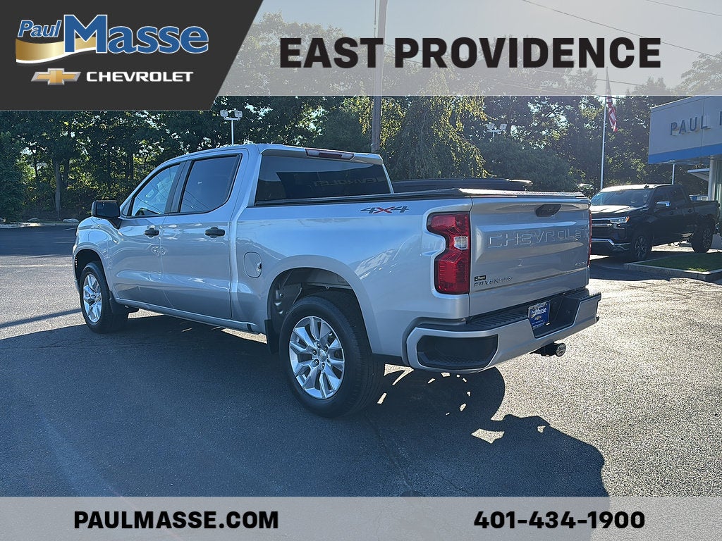 2022 Chevrolet Silverado 1500 Crew Cab Short Box 4-Wheel Drive Custom