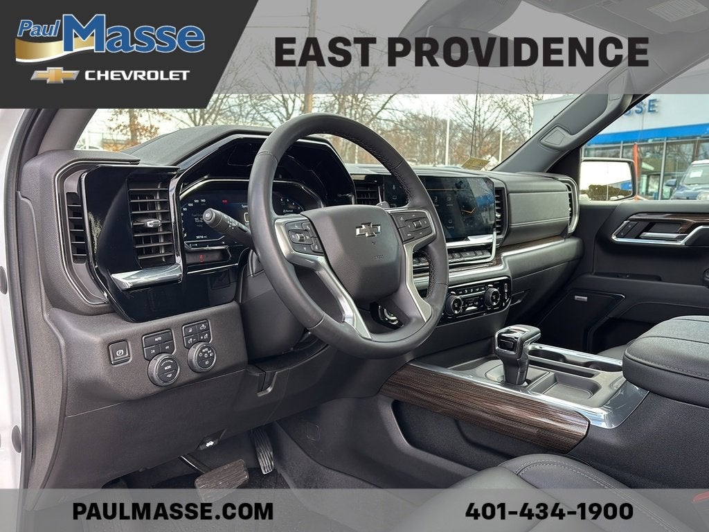 2023 Chevrolet Silverado 1500 Crew Cab Short Box 4-Wheel Drive RST