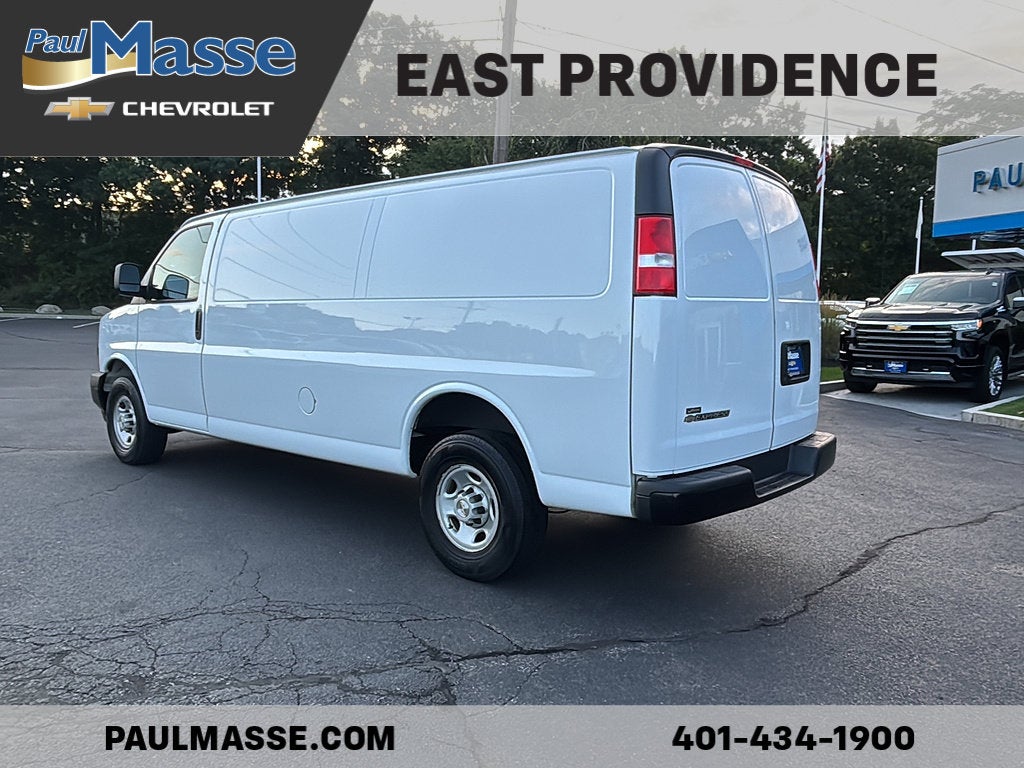 2022 Chevrolet Express Cargo 3500 3500 Extended Wheelbase Rear-Wheel Drive