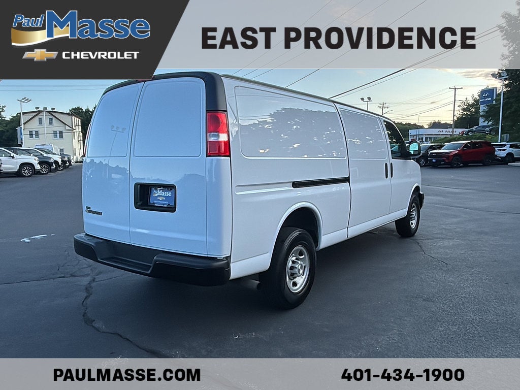 2022 Chevrolet Express Cargo 3500 3500 Extended Wheelbase Rear-Wheel Drive