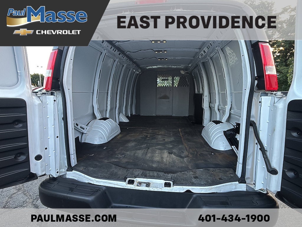 2022 Chevrolet Express Cargo 3500 3500 Extended Wheelbase Rear-Wheel Drive