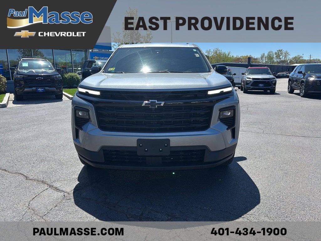 2025 Chevrolet Traverse LT w/2LT