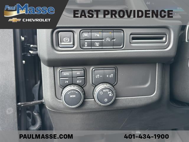 2023 Chevrolet Suburban 4WD RST