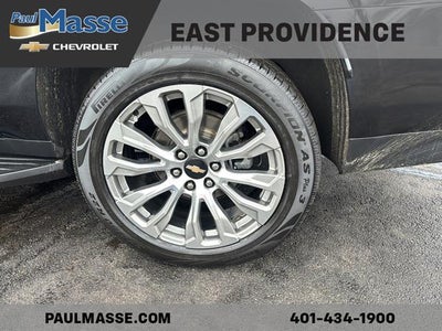 2023 Chevrolet Suburban 4WD RST