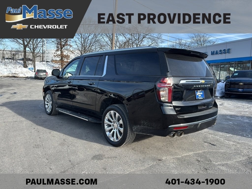 2023 Chevrolet Suburban 4WD Premier