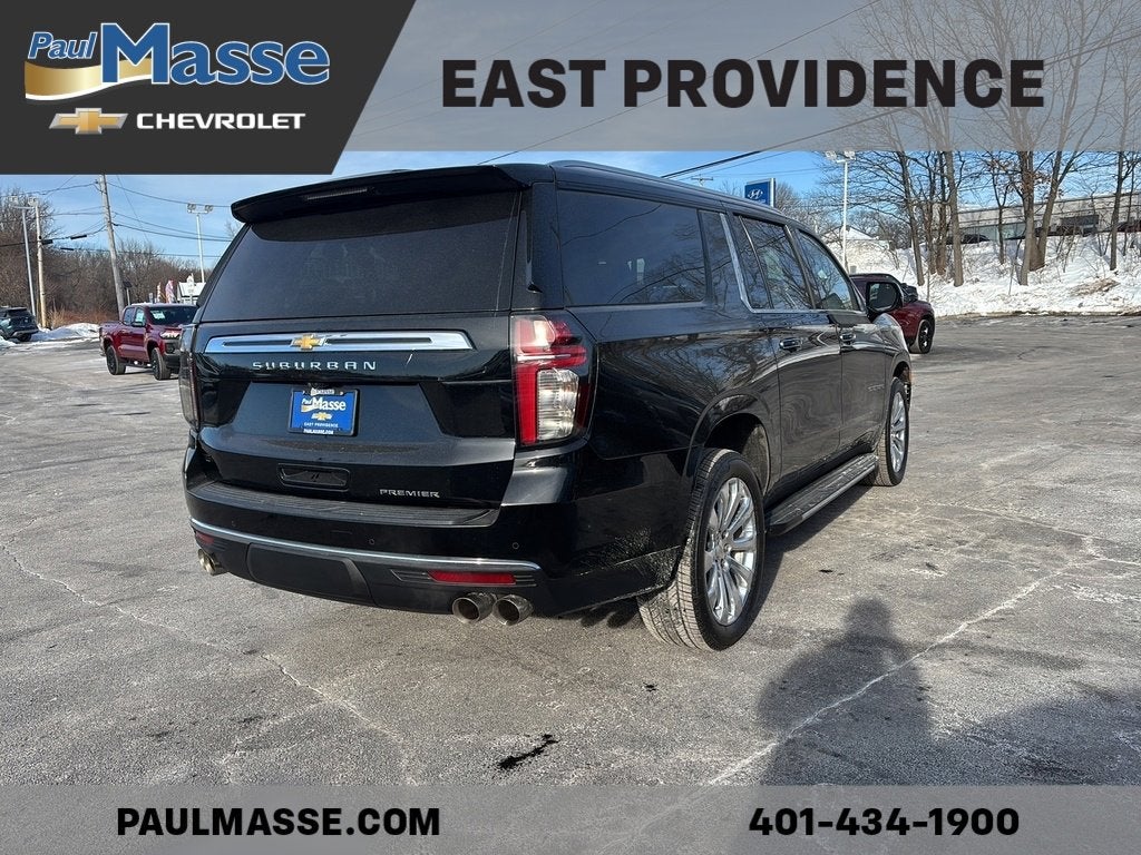 2023 Chevrolet Suburban 4WD Premier