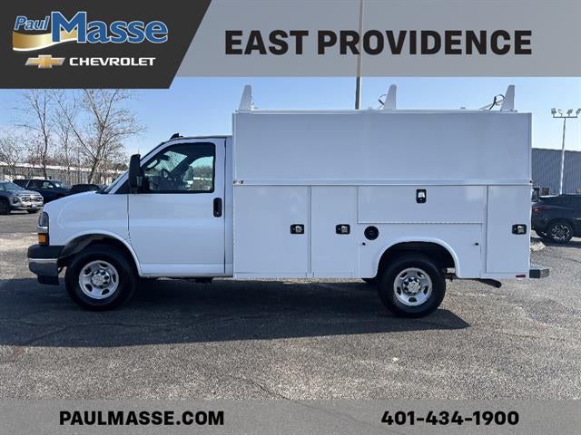 2026 Chevrolet Express Cutaway 3500 Base