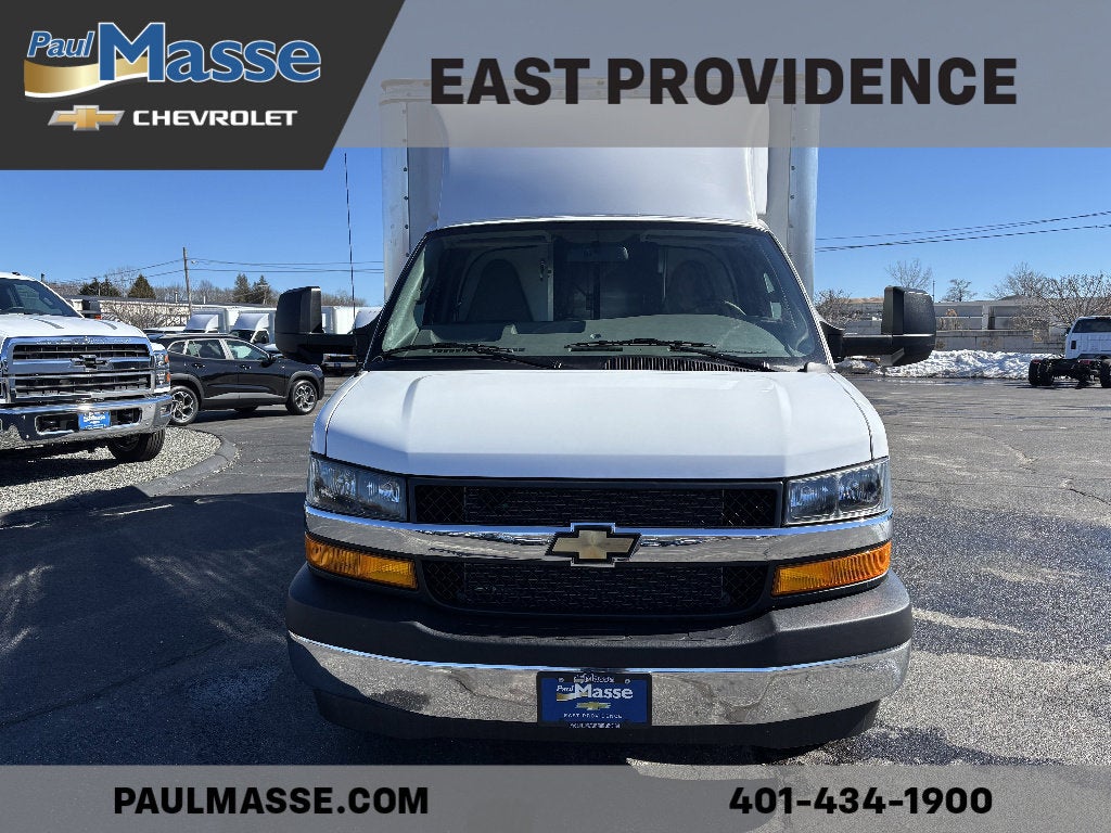 2024 Chevrolet Express Cutaway 3500 Base