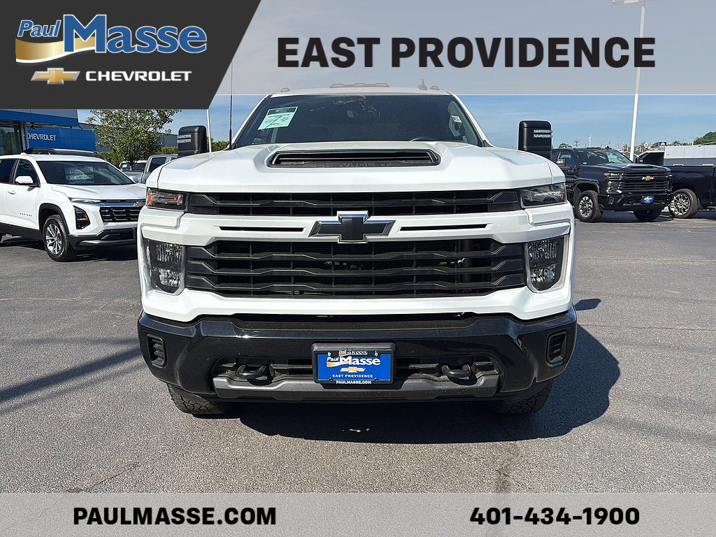 2024 Chevrolet Silverado 2500 HD Crew Cab Standard Box 4-Wheel Drive Custom