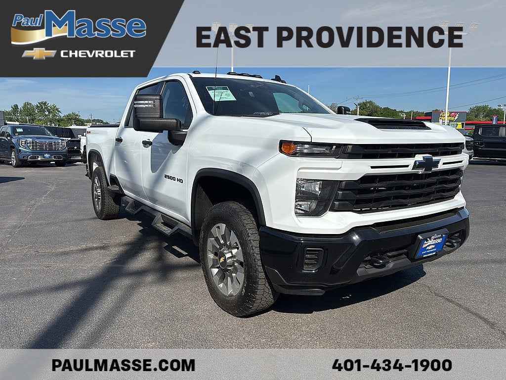 2024 Chevrolet Silverado 2500 HD Crew Cab Standard Box 4-Wheel Drive Custom