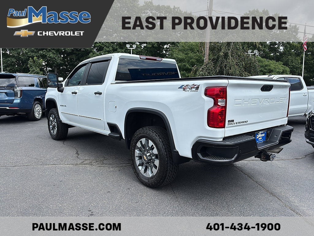 2024 Chevrolet Silverado 2500 HD Crew Cab Standard Box 4-Wheel Drive Custom