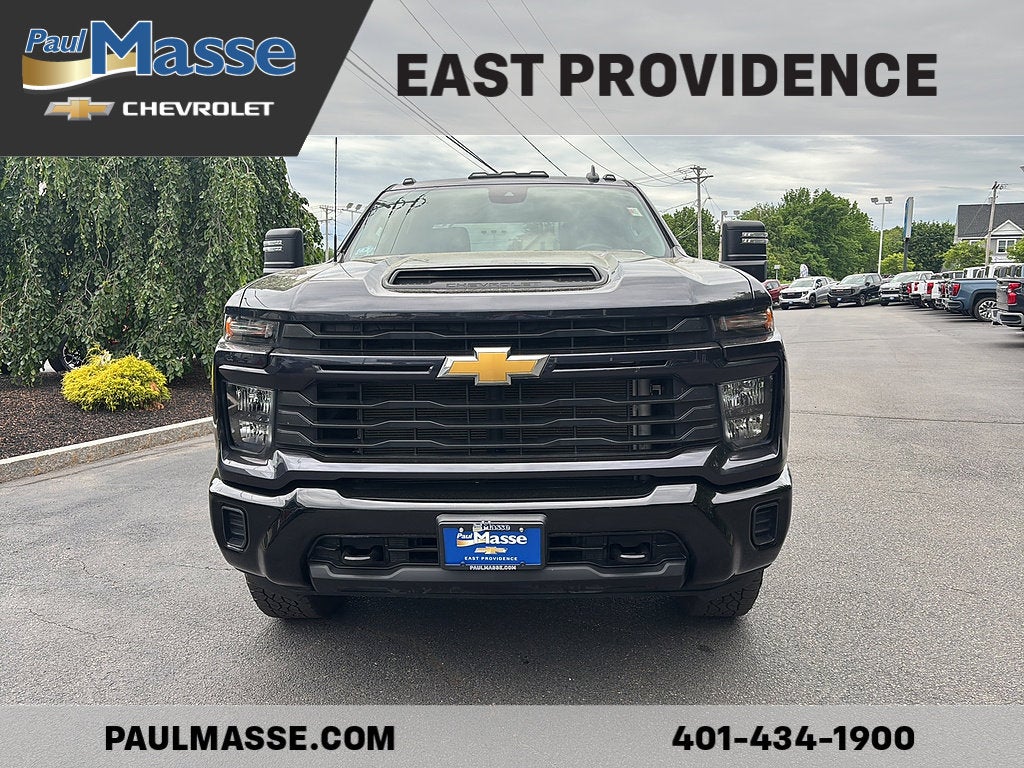 2024 Chevrolet Silverado 2500 HD Crew Cab Standard Box 4-Wheel Drive Custom