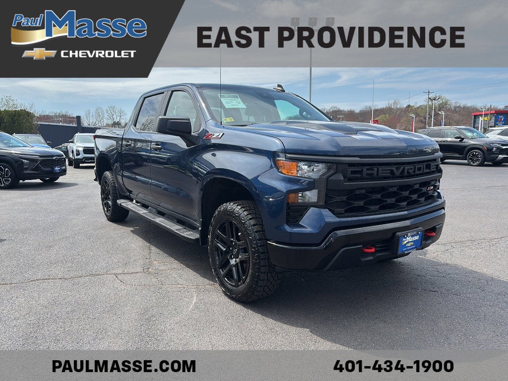 2023 Chevrolet Silverado 1500 Crew Cab Short Box 4-Wheel Drive Custom Trail Boss