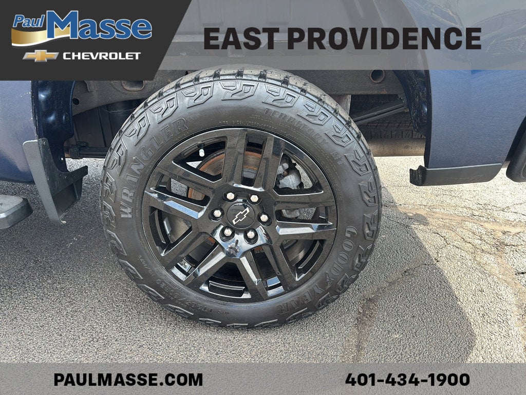 2023 Chevrolet Silverado 1500 Crew Cab Short Box 4-Wheel Drive Custom Trail Boss